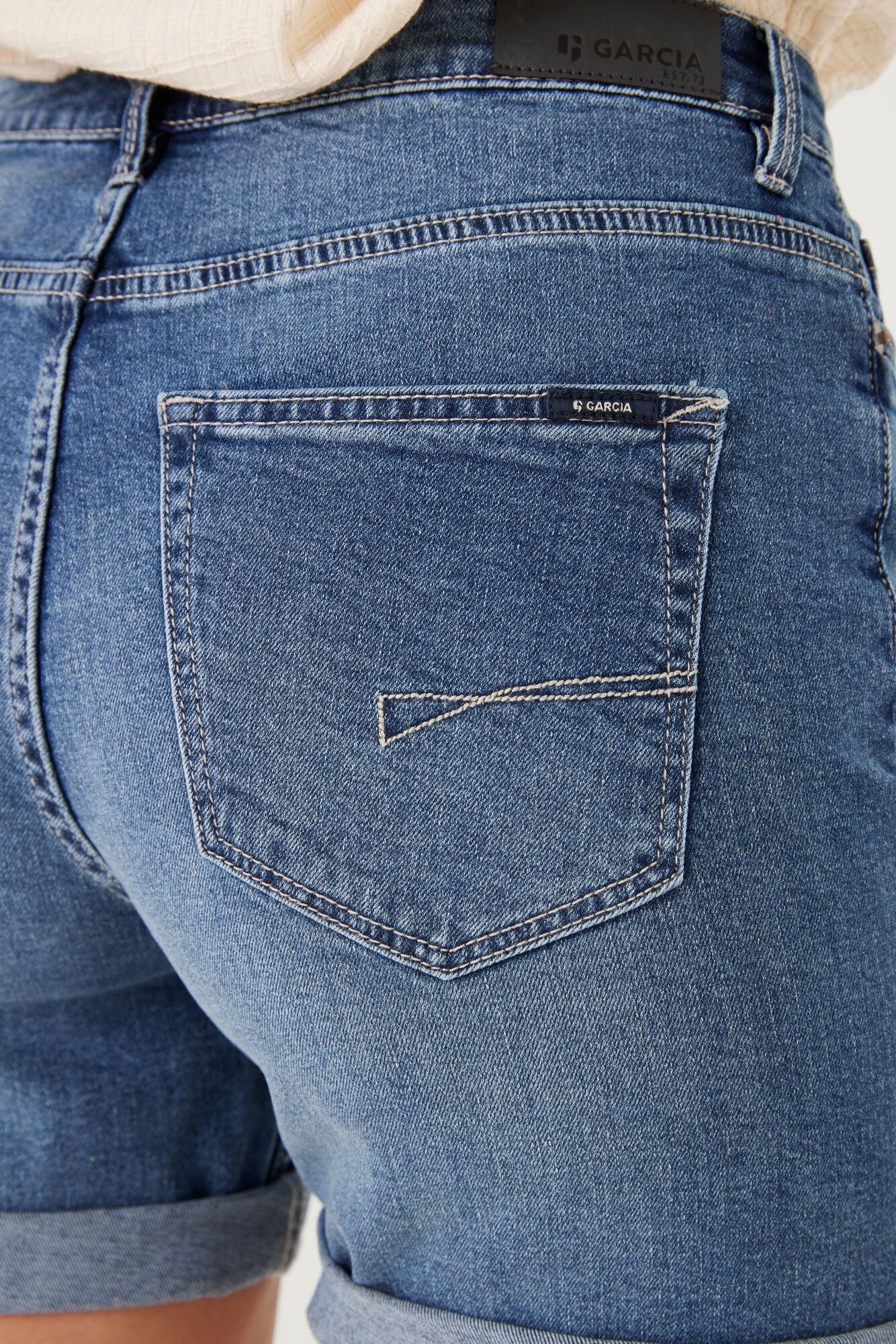 Celia Bermuda Short | Garcia