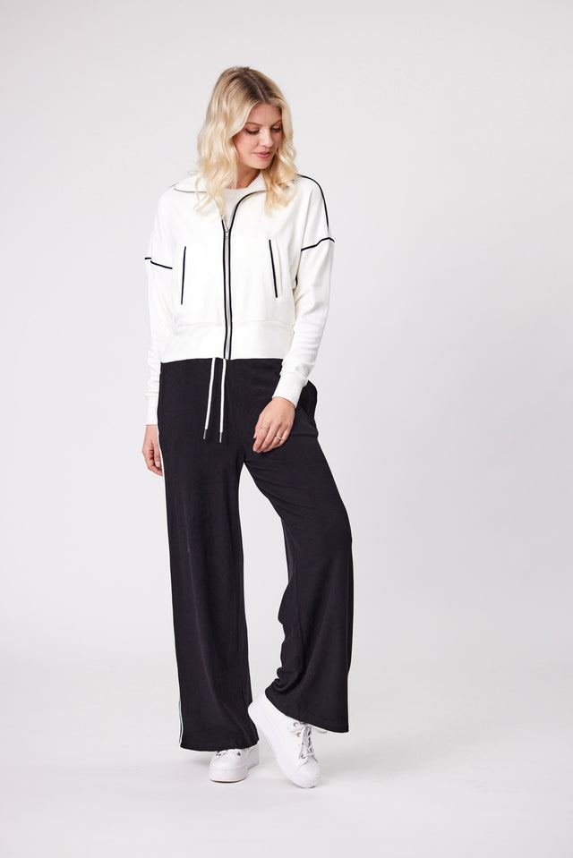 Adda Jacket | Lemontree