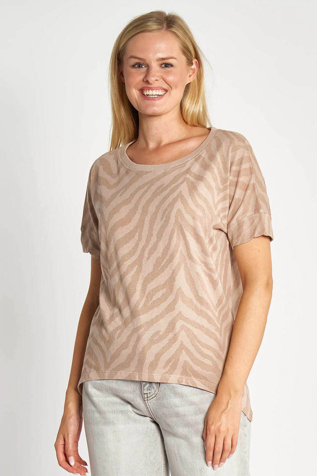 Rahel AOP Tee | Zhrill