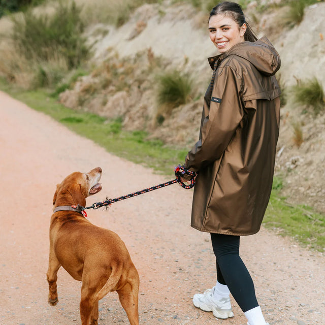 Charlie Raincoat | Moke