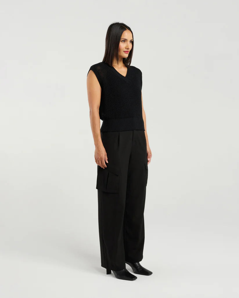Debbie Vest | Black | Et Alia