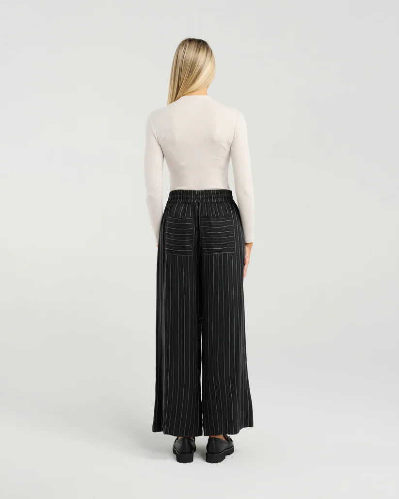 Chole Pant | Noir Pinstripe | Et Alia