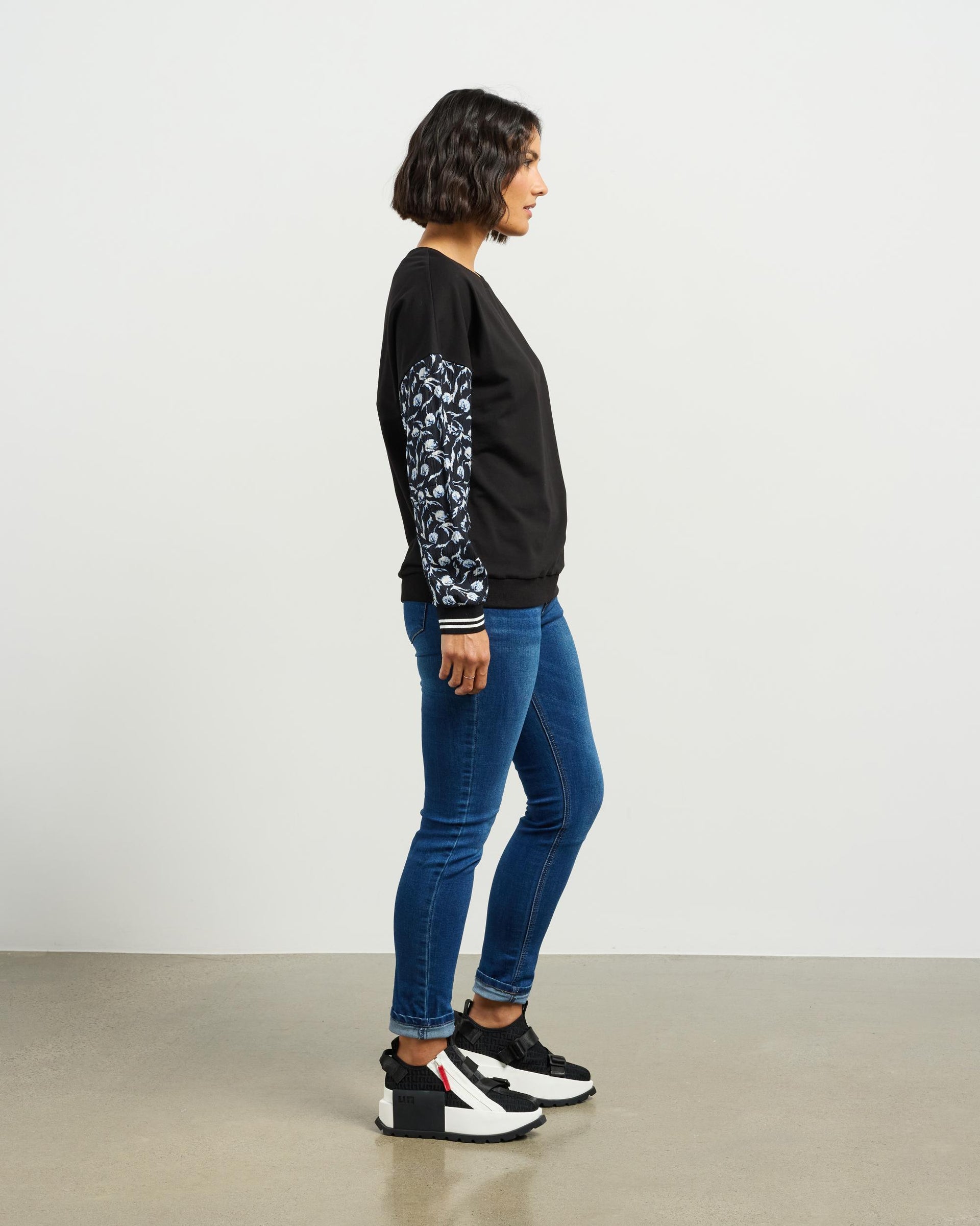 Beauden Top | Azure Petals | Et Alia