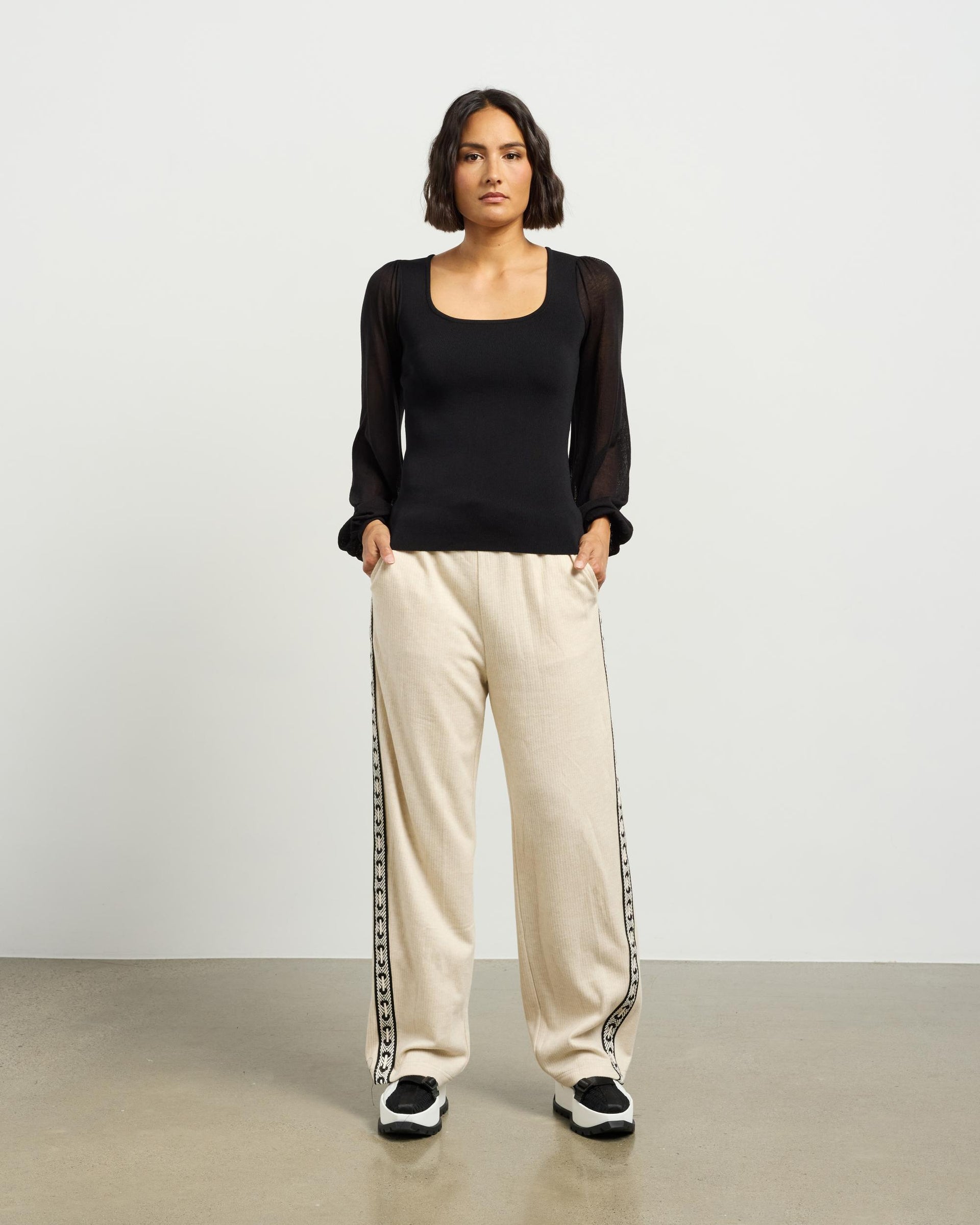 Lucy Knit Top | Black | Et Alia