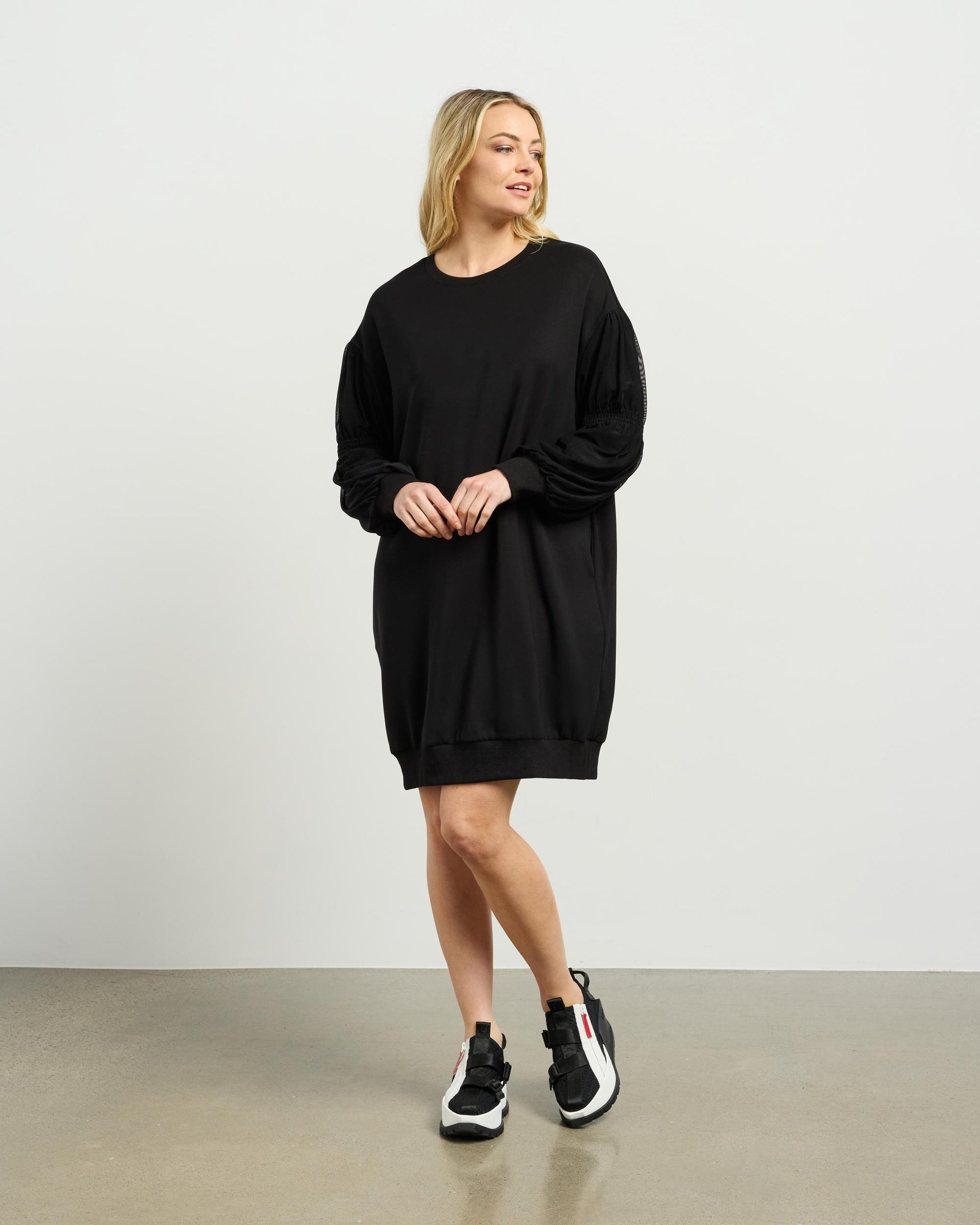 Mia Sweater Dress | Black | Et Alia