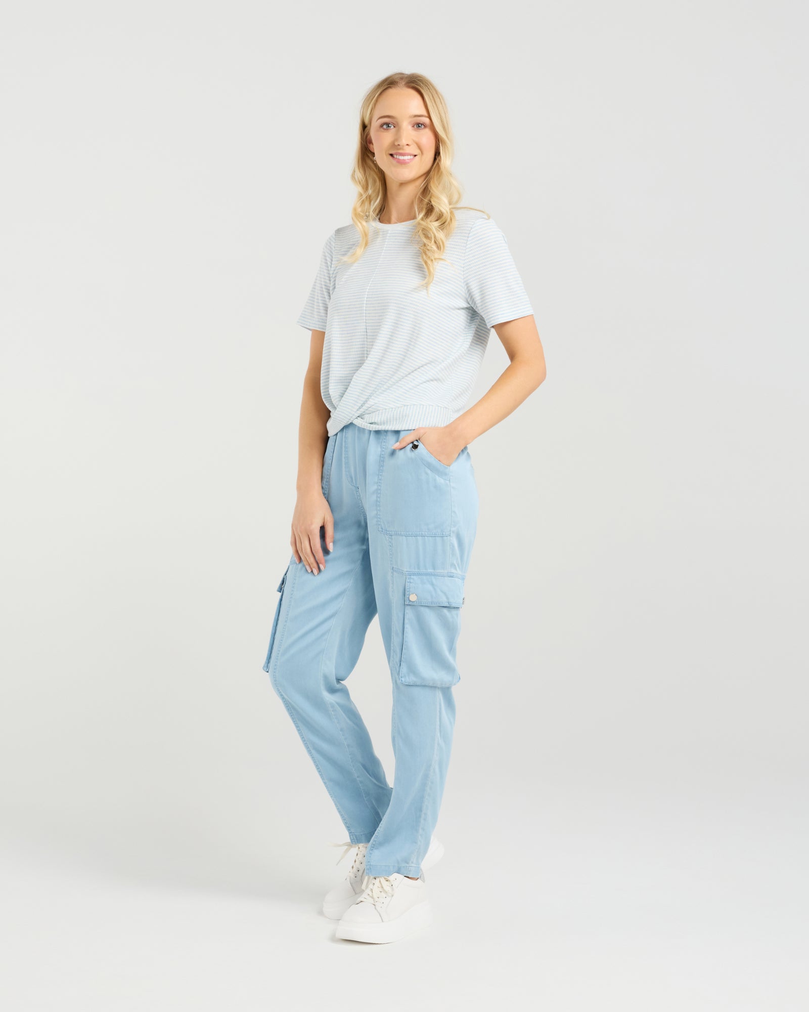 Twist Tee | Sky | Et Alia