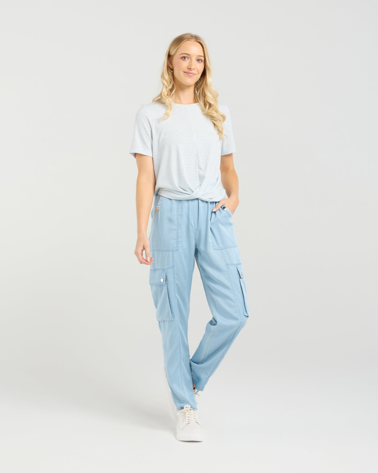 Twist Tee | Sky | Et Alia