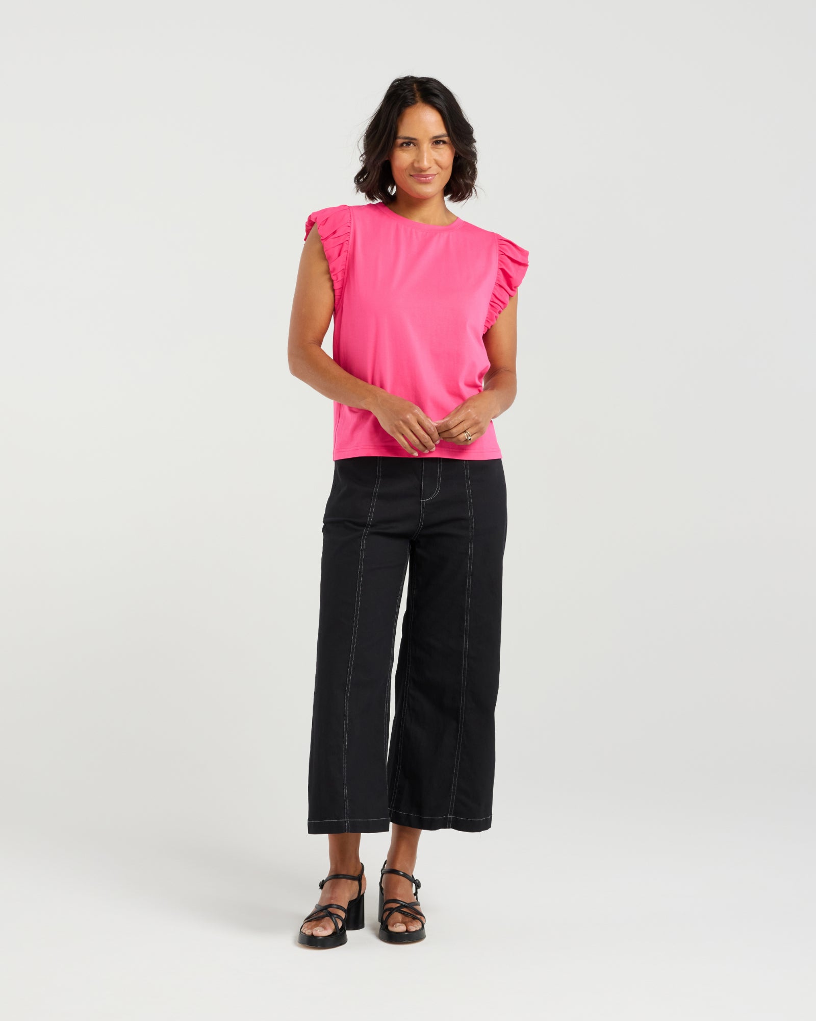 Anna Tee | Et Alia | SS25