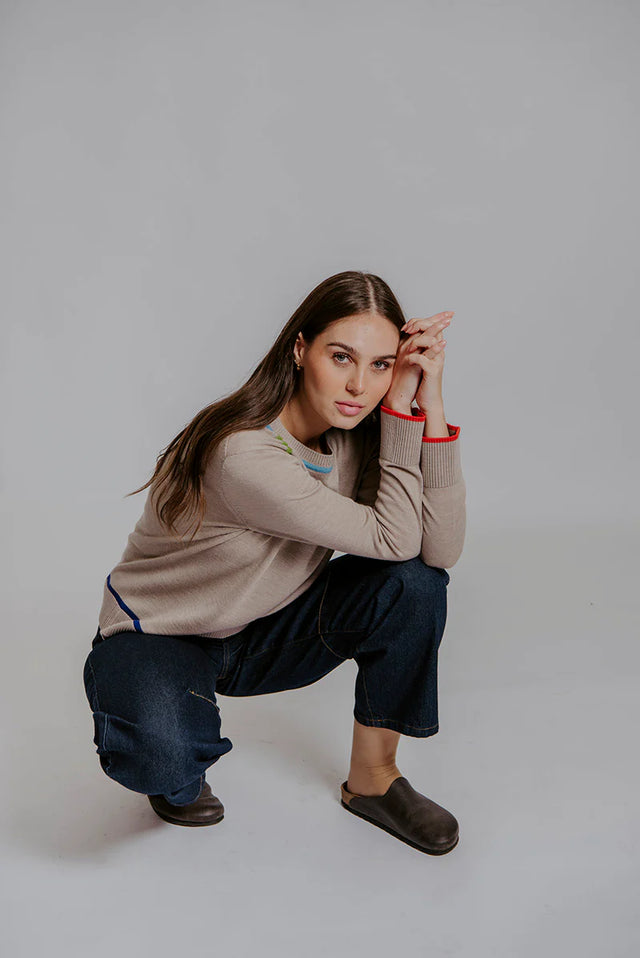 Contrast Trim Crew | Bella