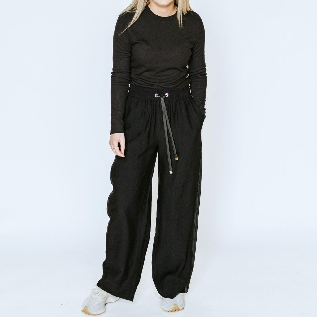 Indiana Pant | Black/Satin | Moke