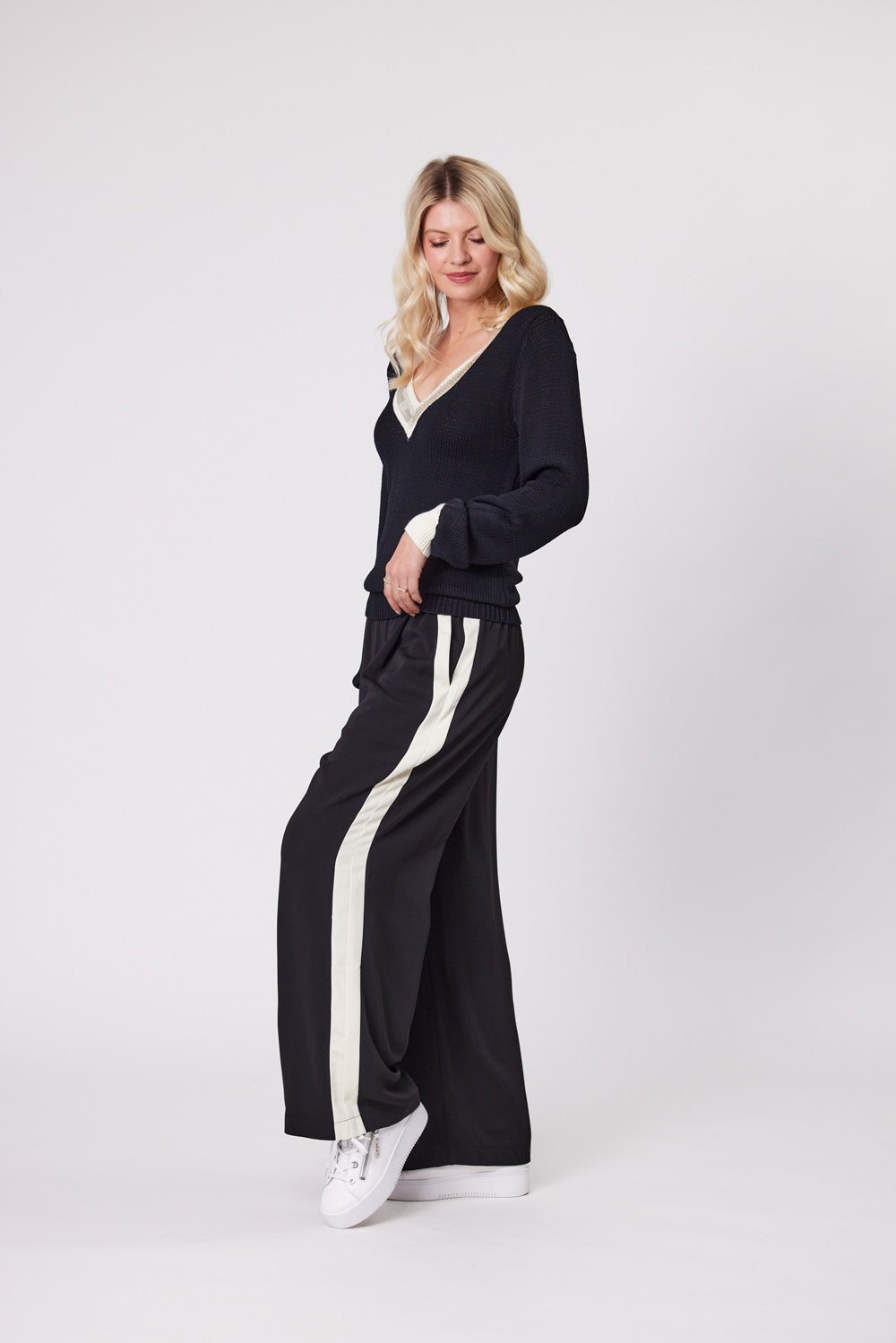 Angelica Knit | Black/Cream | Lemontree