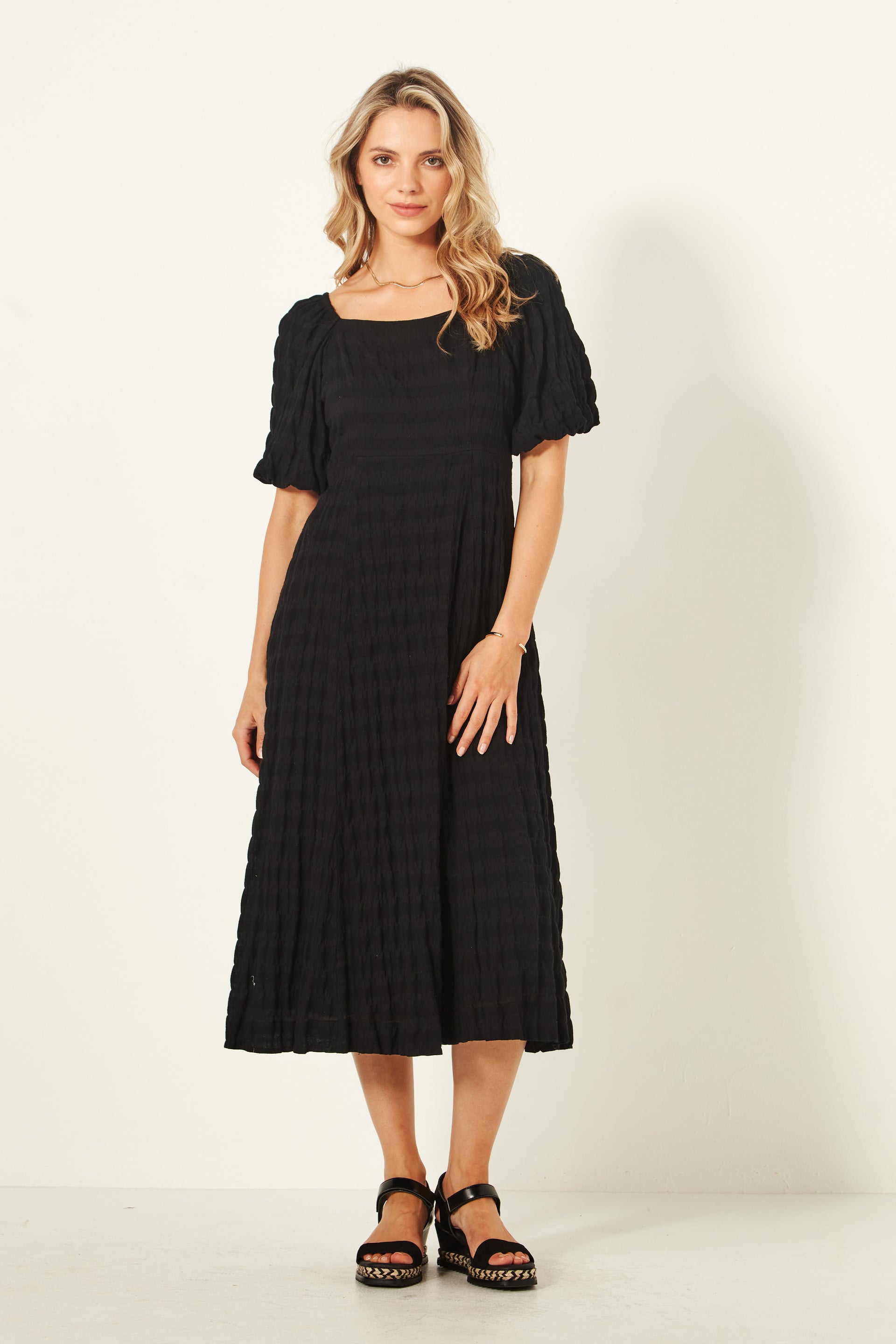 Senita Dress | Black | Lemontree