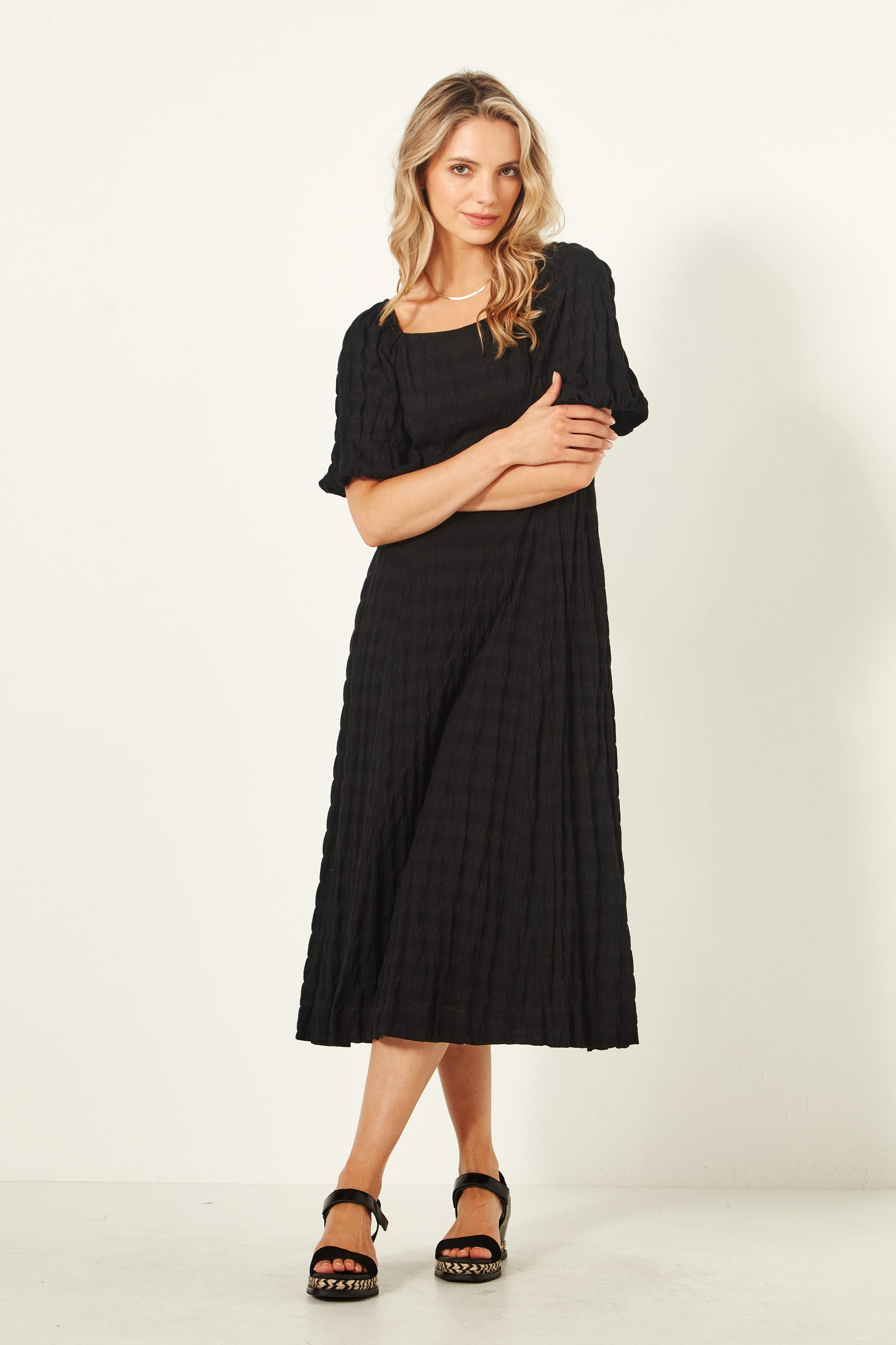 Senita Dress | Black | Lemontree