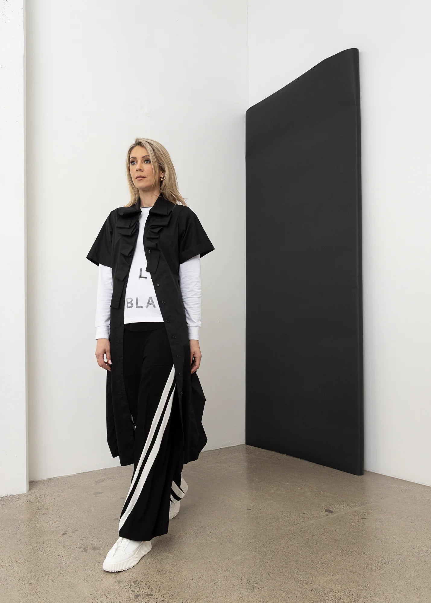 Live In Black Pant | XLab