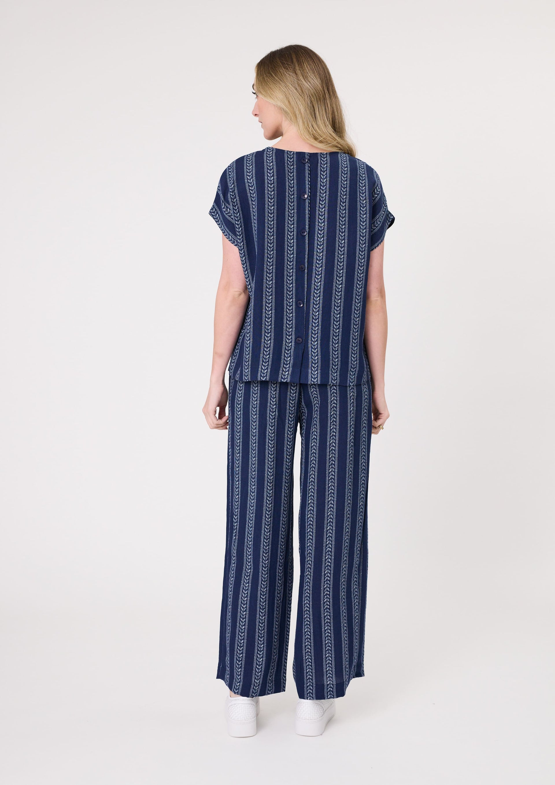 Melani Top | Navy Print | Lemontree