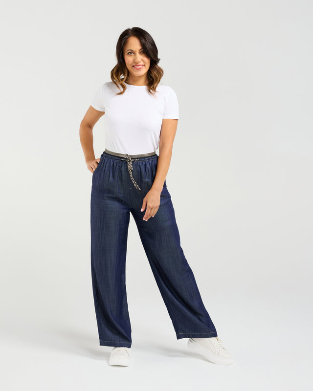 Gia Pant | Seduce
