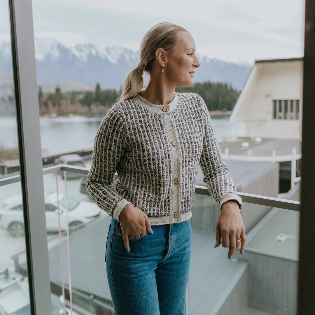 Vivian Cardi | Moke