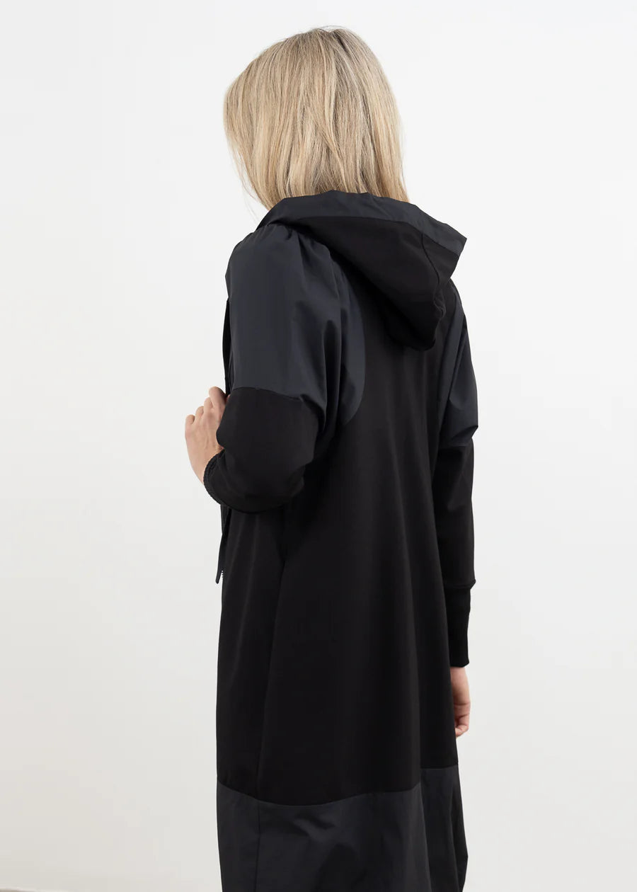Dramatic Overcast Coat | XLab