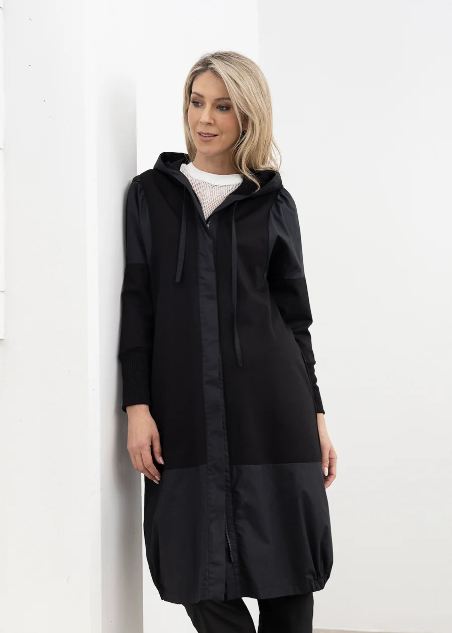 Dramatic Overcast Coat | XLab