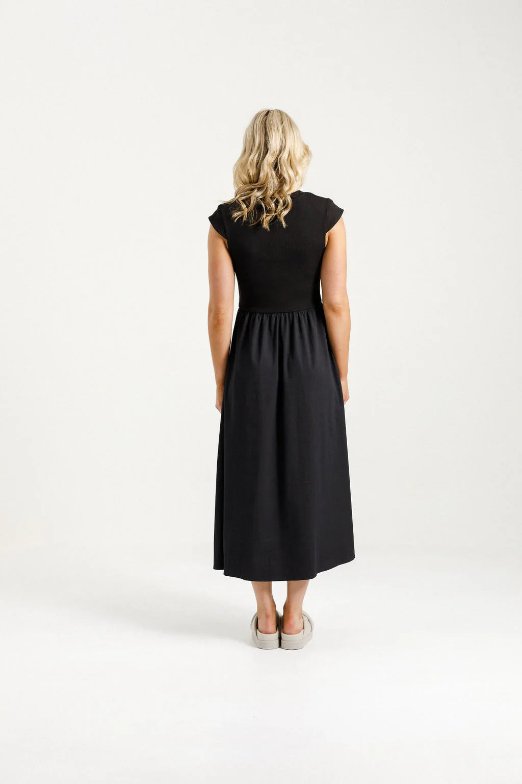 Gianna Dress | Homelee | Black