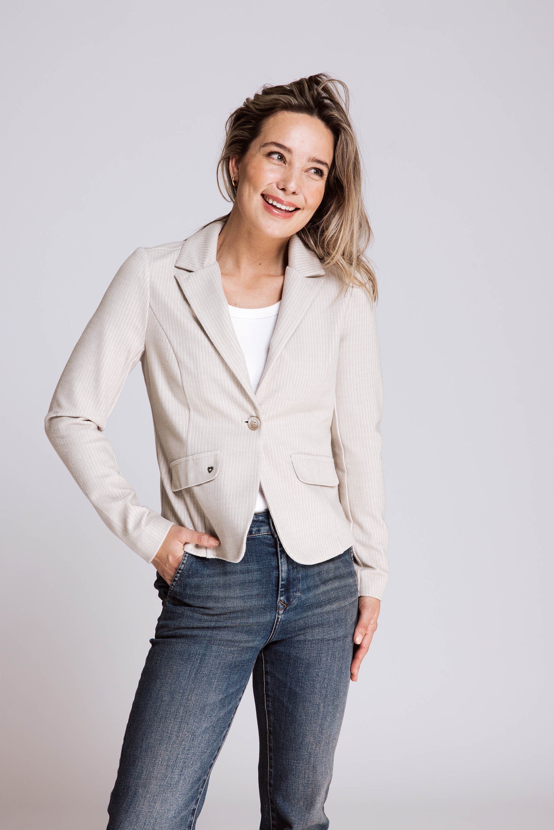 Betsy Stripes Blazer | Fog | Zhrill